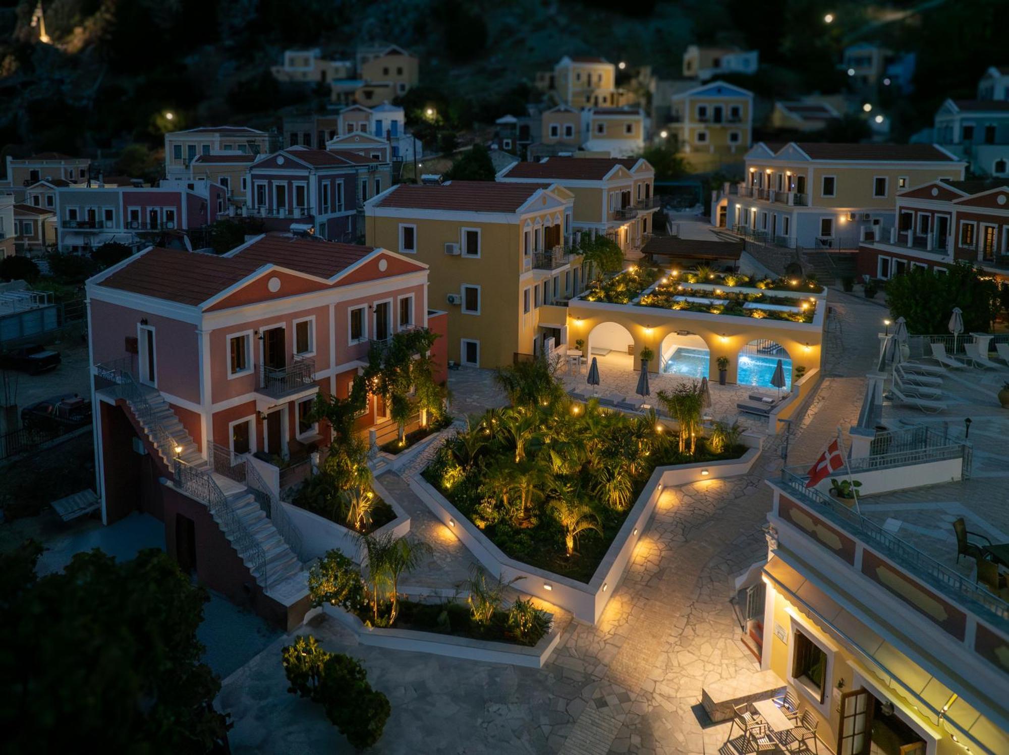 Opera House Hotel Symi Exteriör bild